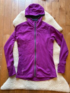 Icebreaker GT merino wool full zip hoodie, magenta purple, women’s medium